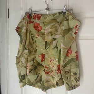 PRETTYLITTLETHING Green Tropical Shorts 💚 26
